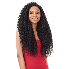Load image into Gallery viewer, Freetress Synthetic Braid - 3x Pearl Curl 18
