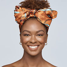 Load image into Gallery viewer, Ruby Kisses 3d Cream Foundation, Concealer, &amp; Contour Palette- Rpcc00(light)

