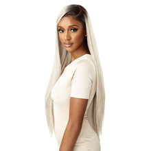 Load image into Gallery viewer, Outre Sleek Lay Part Synthetic Hd Lace Front Wig - Darby
