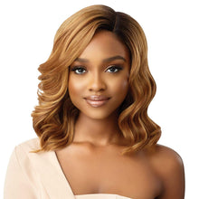 Load image into Gallery viewer, Outre Wigpop Synthetic Full Wig - Dessy
