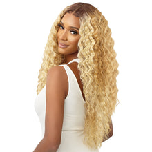 Load image into Gallery viewer, Outre Sleek Lay Part Synthetic Lace Front Wig - Donatella
