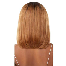 Load image into Gallery viewer, Outre Synthetic Everywear Lace Front Wig- Every3
