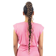 Load image into Gallery viewer, Shake-n-go Freetress Equal Ponytail - Boho Jumbo Braid Goddess Ponytail 30&quot;
