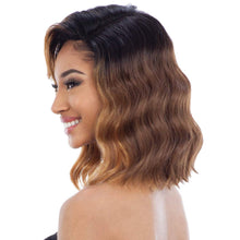 Load image into Gallery viewer, Freetress Equal Synthetic 5 Inch Lace Part Wig - Val
