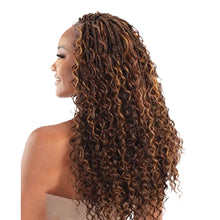 Load image into Gallery viewer, Shake N Go Freetress Synthetic Braid - 3x Deep Curl Boho Braid 18
