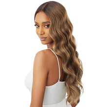 Load image into Gallery viewer, Outre Sleek Lay Part Synthetic Lace Front Wig - Idina
