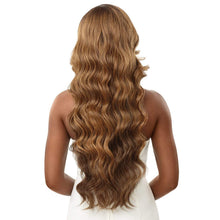 Load image into Gallery viewer, Outre Sleek Lay Part Synthetic Hd Lace Front Wig - Johari
