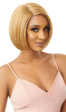 Load image into Gallery viewer, Outre Wigpop Synthetic Full Wig - Kelly
