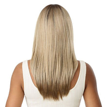 Load image into Gallery viewer, Outre Sleek Lay Hd Lace Front Wig - Lilibeth
