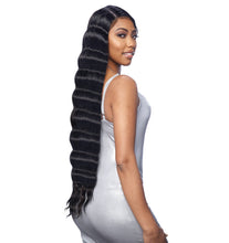 Load image into Gallery viewer, Vanessa Synthetic J-part Hd Lace Wig - Melt Ailyn
