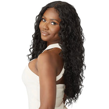 Load image into Gallery viewer, Outre Hd Everywear Lace Front Wig - Every 33
