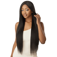 Load image into Gallery viewer, Outre Hd Everywear Lace Front Wig - Every 36
