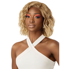 Load image into Gallery viewer, Outre Hd Everywear Lace Front Wig - Every 43
