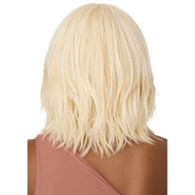 Load image into Gallery viewer, Outre Wig Pop Synthetic Full Wig - Ollie
