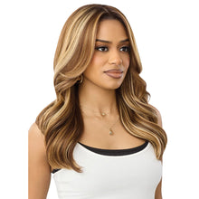 Load image into Gallery viewer, Outre Lace Front Wig - Perfect Hair Line - Onvybes - Onvybe 15
