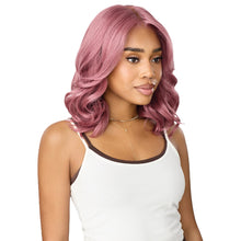 Load image into Gallery viewer, Outre Lace Front Wig - Perfect Hair Line - Onvybes - Onvybe 16
