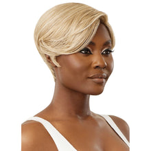 Load image into Gallery viewer, Outre Wig Pop Synthetic Full Wig - Page
