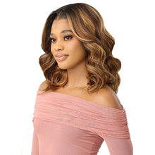 Load image into Gallery viewer, Outre Lace Front Wig - Perfect Hair Line 13x6 - True Frontal - Peak 711
