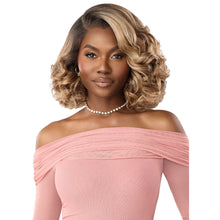 Load image into Gallery viewer, Outre Lace Front Wig - Perfect Hair Line 13x6 - True Frontal - Peak 713
