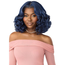 Load image into Gallery viewer, Outre Lace Front Wig - Perfect Hair Line 13x6 - True Frontal - Peak 713
