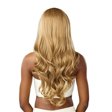 Load image into Gallery viewer, Sensationnel Bare Luxe Lace Glueless Lace Wig - 13x3 Unit 2
