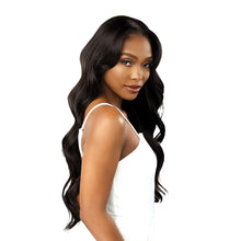 Load image into Gallery viewer, Sensationnel Bare Luxe Lace Glueless Lace Wig - 13x5 360 Unit 4
