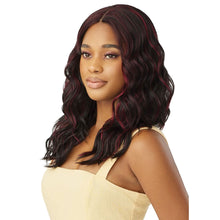 Load image into Gallery viewer, Outre The Daily Wig Style &amp; Dash 3" Deep Lace Part - Daily 11
