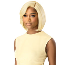 Load image into Gallery viewer, Outre The Daily Wig Style &amp; Dash 3&quot; Deep Lace Part - Daily 12
