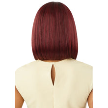 Load image into Gallery viewer, Outre The Daily Wig Style &amp; Dash 3&quot; Deep Lace Part - Daily 2
