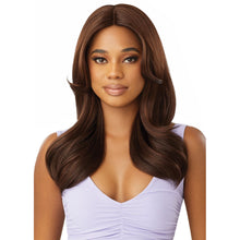 Load image into Gallery viewer, Outre The Daily Wig Style &amp; Dash 3" Deep Lace Part - Daily 3
