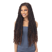 Load image into Gallery viewer, Freetress Synthetic Braid - 2x Indie Distressed Loc 26 Inch
