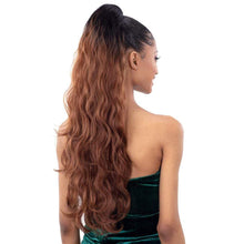 Load image into Gallery viewer, Shake N Go Organique Pony Pro Mastermix Ponytail - Body Wave 28
