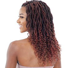 Load image into Gallery viewer, Shake N Go Freetress Premium Oval Part Crochet Wig Cap
