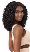 Load image into Gallery viewer, Outre Hd Transparent Synthetic Lace Front Wig - Caprice
