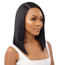 Load image into Gallery viewer, Outre Everywear Synthetic Hd Lace Front Wig - Every 13
