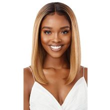 Load image into Gallery viewer, Outre Synthetic Everywear Lace Front Wig- Every3
