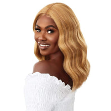 Load image into Gallery viewer, Outre Everywear Synthetic Hd Lace Front Wig - Every 8
