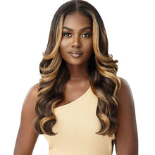 Load image into Gallery viewer, Outre Synthetic Hd Transparent Lace Front Wig - Oceane
