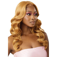 Load image into Gallery viewer, Outre 100% Fully Hand-tied Wig - Hhb-natural Body Wave 22&quot;

