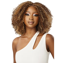 Load image into Gallery viewer, Outre Hd Everywear Lace Front Wig - Every 32
