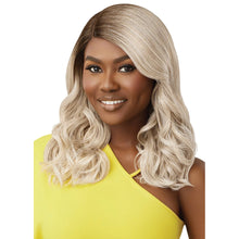 Load image into Gallery viewer, Outre The Daily Wig - Kerryann
