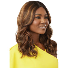 Load image into Gallery viewer, Outre The Daily Wig - Kerryann

