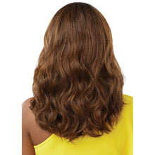 Load image into Gallery viewer, Outre The Daily Wig - Kerryann
