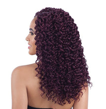 Load image into Gallery viewer, Beach Curl 12&quot; - Freetress Synthetic Crochet Braid
